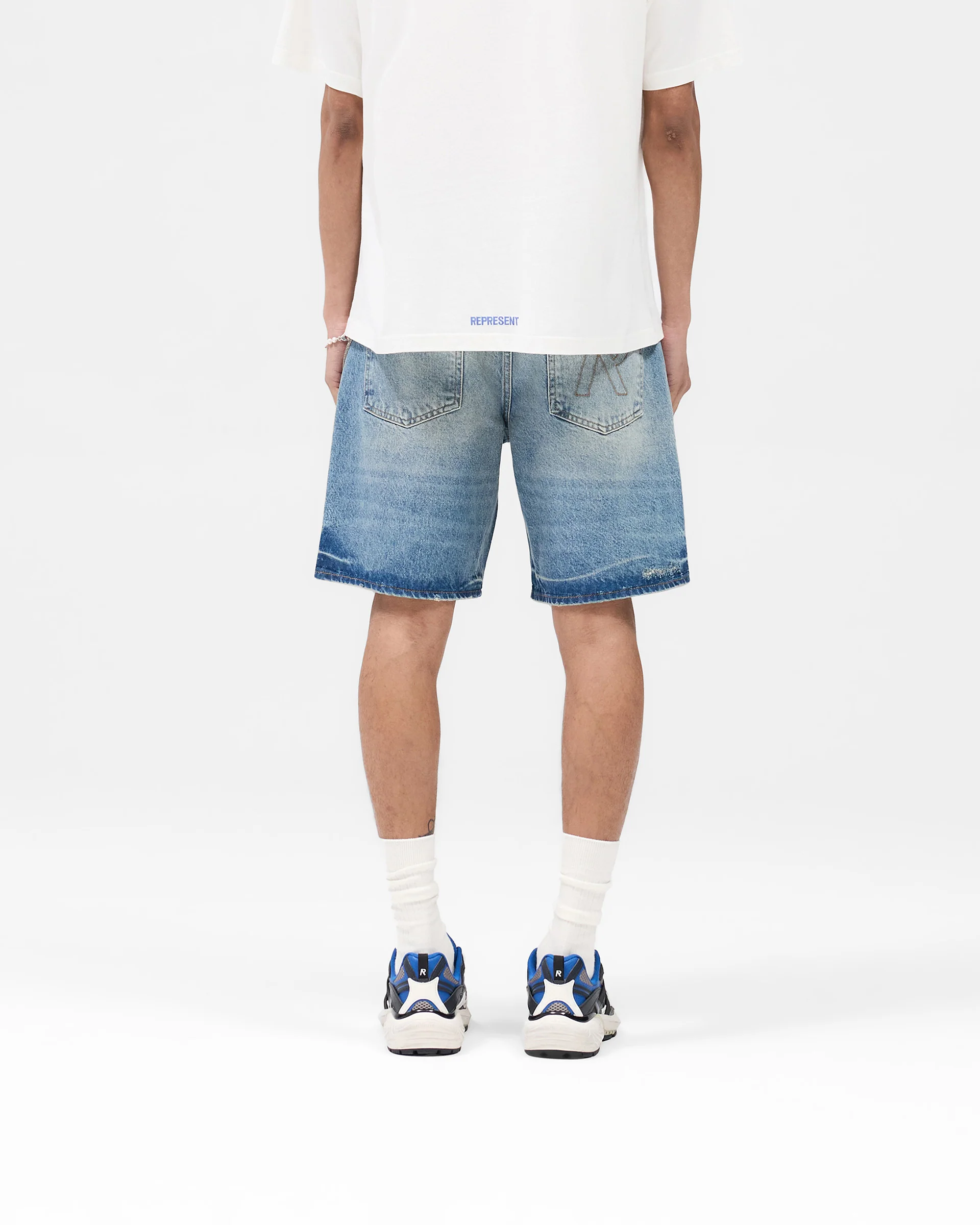 Thumb 4